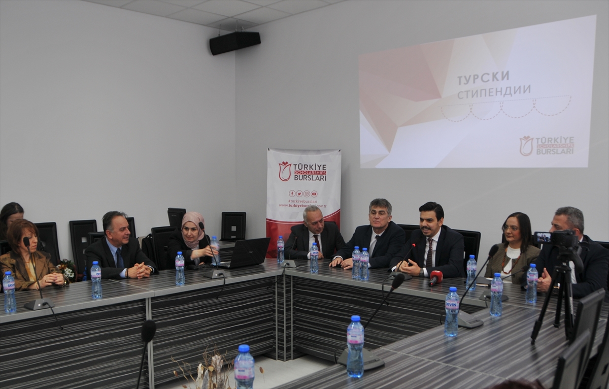 YTB Başkanı Eren, Bulgaristan’da “Türkiye Bursları”nı tanıttı