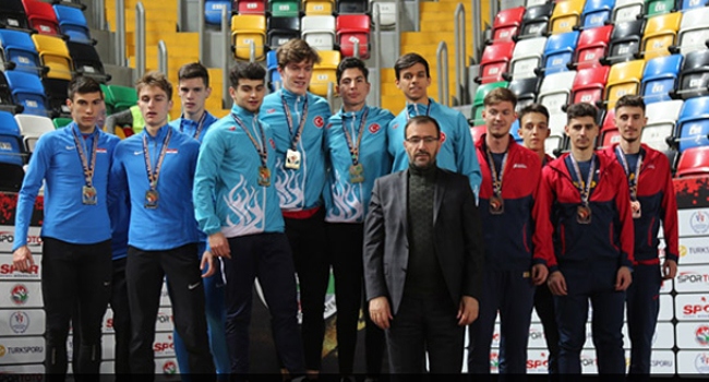 Türkiyeli genç atletler Balkan şampiyonu oldu