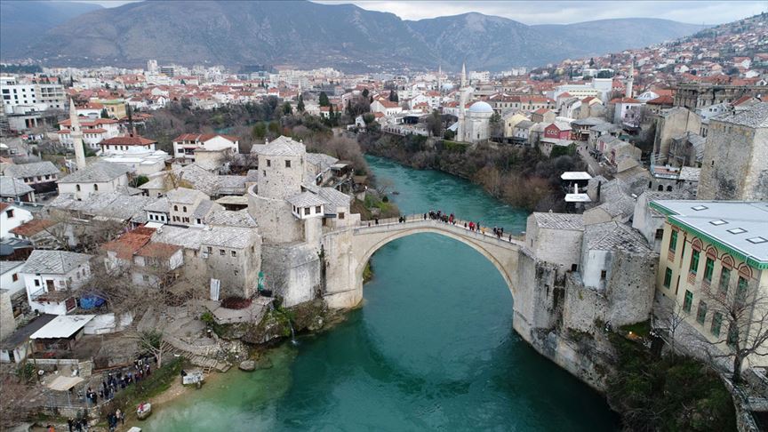 Bosna Hersek’te 5 yılda 20 binden fazla kişi vatandaşlıktan çıktı