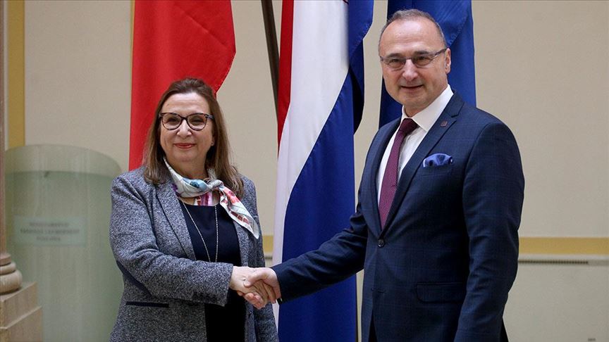 Bakan Pekcan, Hırvatistan Dışişleri ve AB İşleri Bakanı Radman ile görüştü