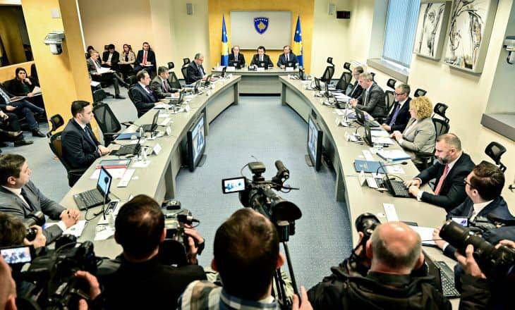 Kosova’da eğitime 16 günlük ara verildi