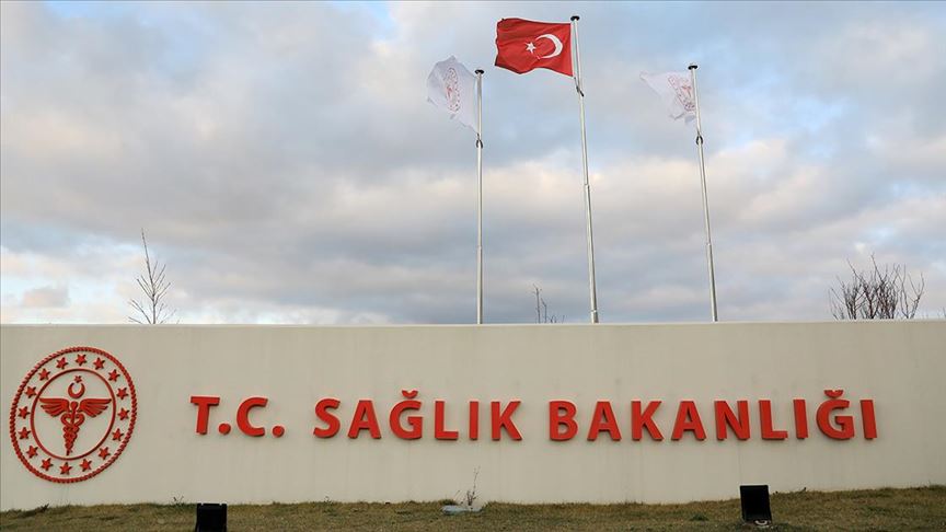 Türkiye’de son 24 saatte 2392 kişiye Kovid-19 tanısı konuldu