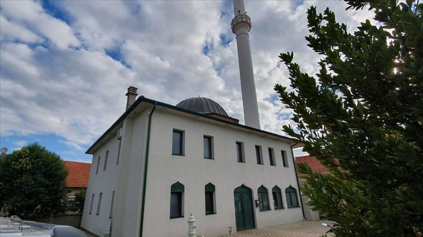 TİKA Karadağ’daki Karabusko Polje Camisi’ni yeniledi