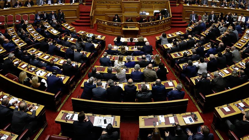 Yunanistan Parlamentosundaki Mısır ve İtalya ile deniz anlaşmaları oylaması ertelendi
