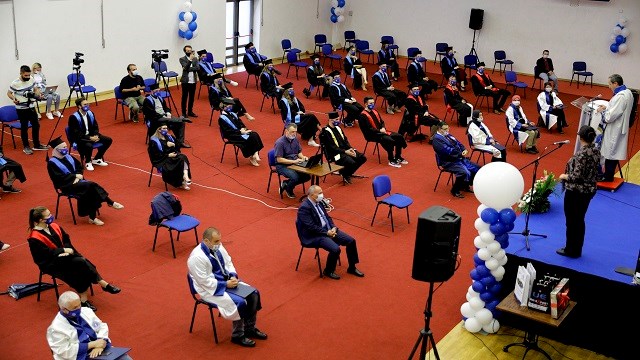 Uluslararası Saraybosna Üniversitesi 12’nci dönem mezunlarını verdi