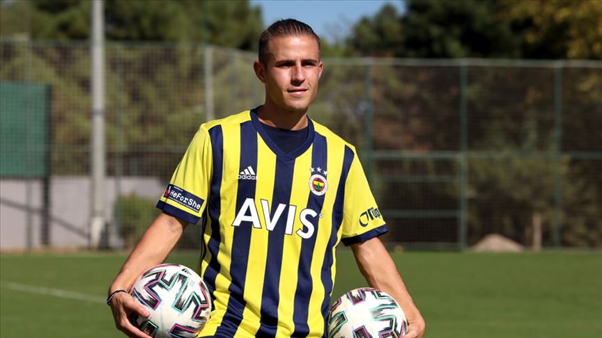 Fenerbahçe’nin Yunan futbolcusu Pelkas daha iyi olacağına inanıyor