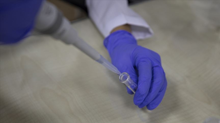 Brezilya’da Oxford’un geliştirdiği Kovid-19 aşısı deneylerine katılan bir gönüllü doktor öldü