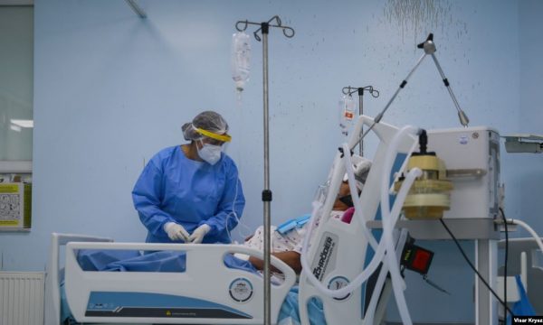 Kosova’da koronavirüsten ölenlerin sayısı 1.272’ye yükseldi