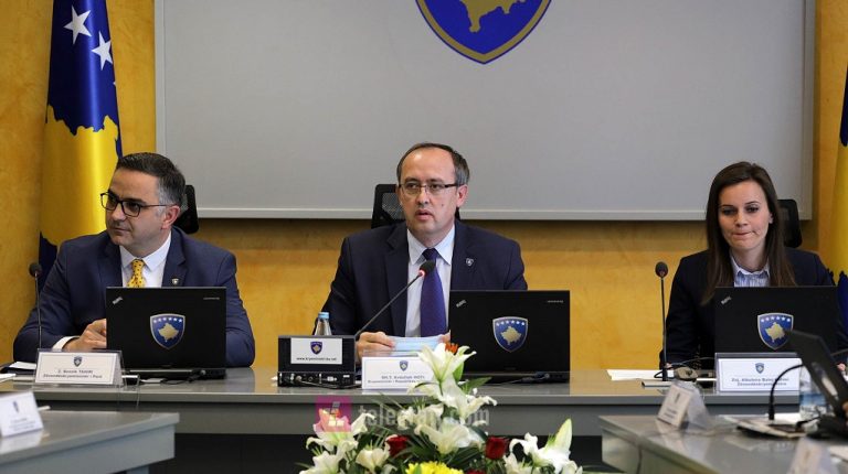 Kosova Bakanlar Kurulu yeni önlemleri onayladı