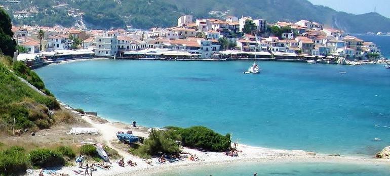 Yunanistan’ın Sisam adası yeniden sallandı
