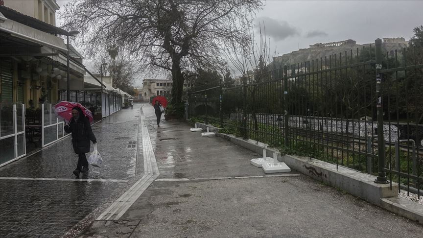 Yunanistan Kovid-19 nedeniyle ikinci kez karantinaya gidiyor