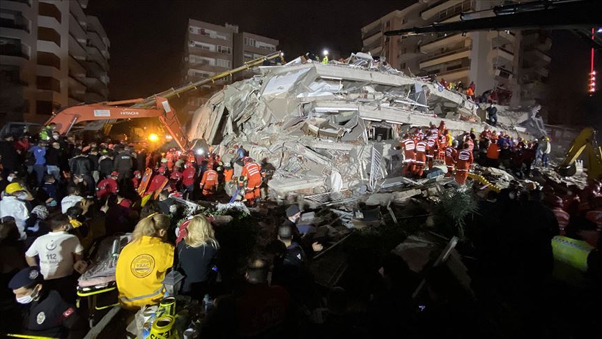 İzmir’deki depremde yaralanan 999 kişinin tedavisi tamamlandı
