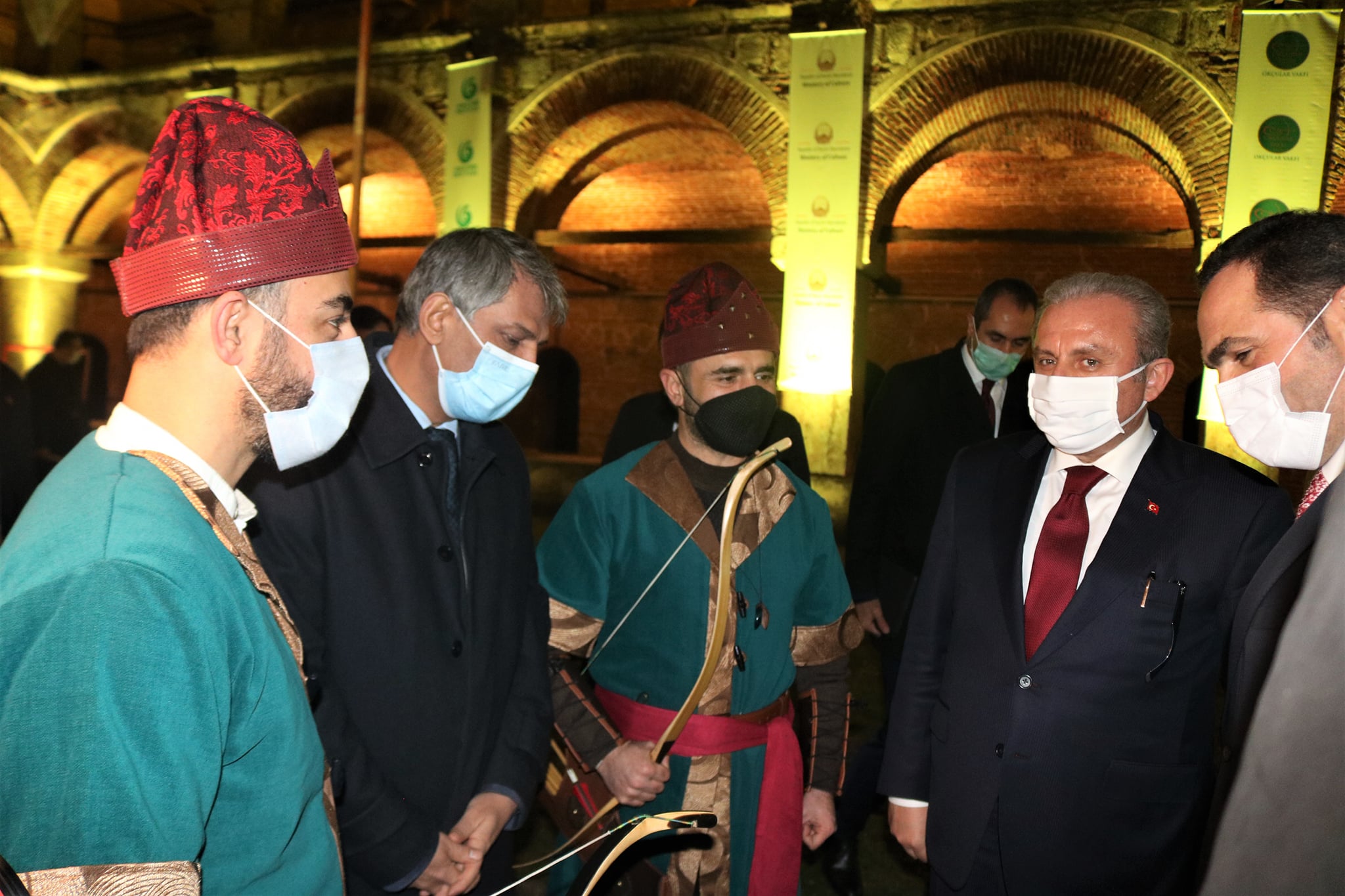 TBMM Başkanı Şentop, Üsküp’te “Türk Okçuluğunun Tarihi Serüveni” sergisini açtı