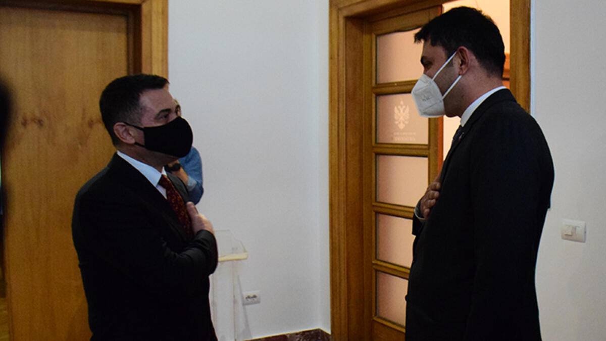 Çevre ve Şehircilik Bakanı Kurum, Arnavutluk Yeniden İnşa Devlet Bakanı Ahmetaj ile görüştü