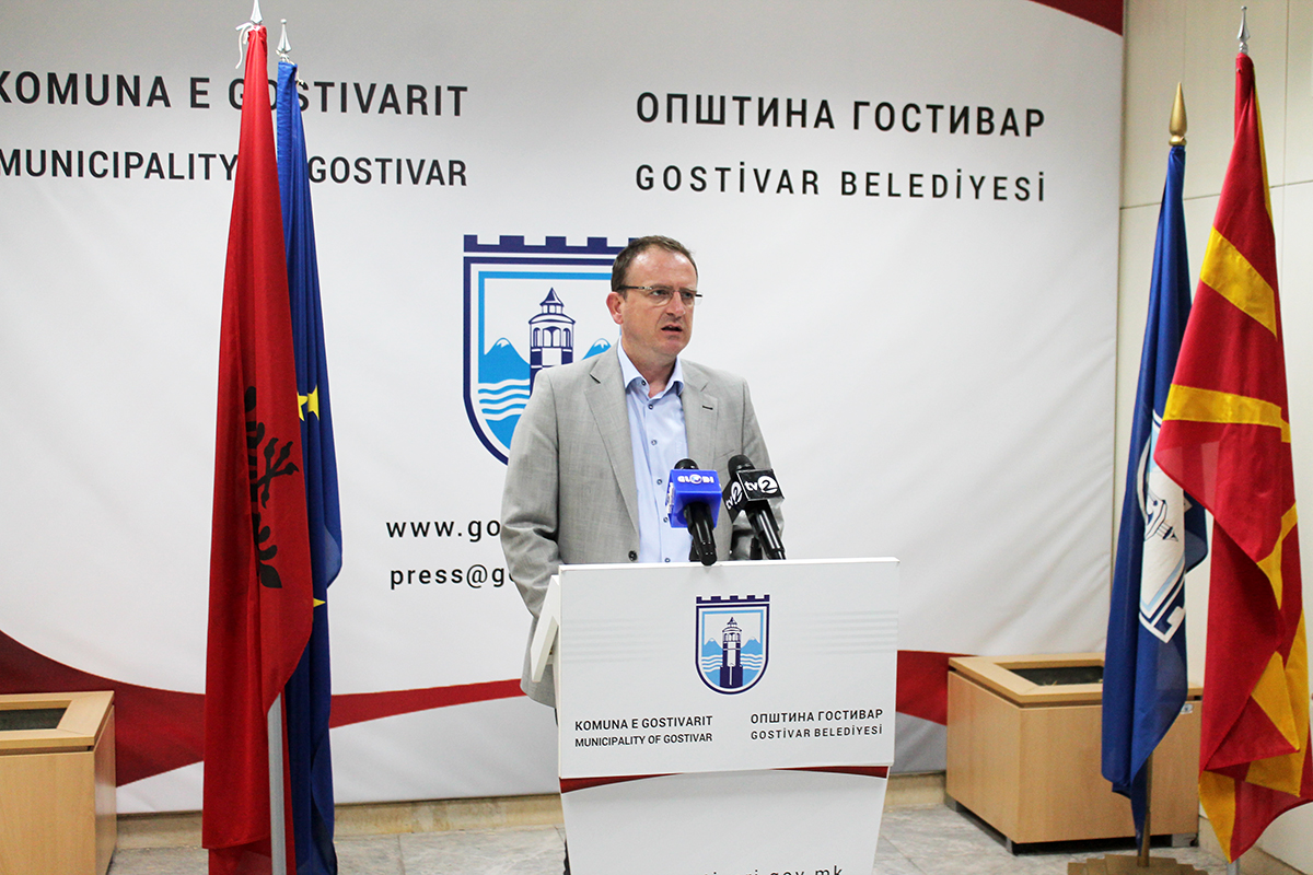 Gostivar ve Manastır belediye başkanları koronavirüse yakalandı