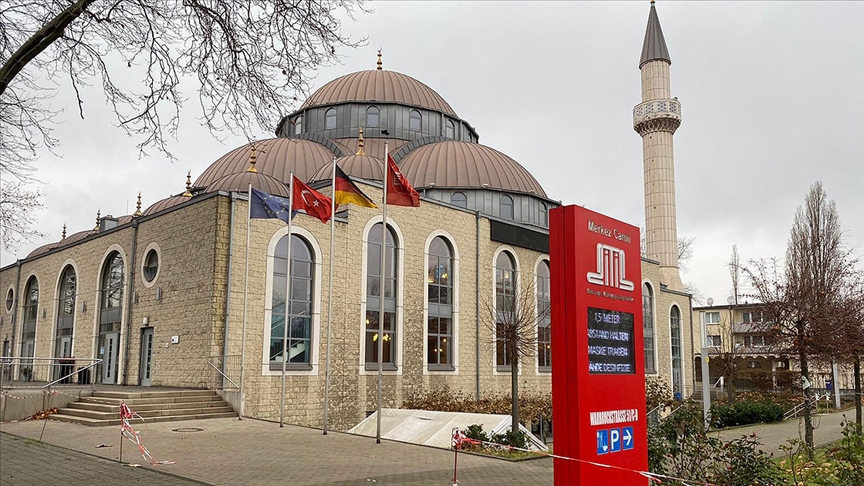 Almanya’da camiye İslamofobik içerikli mektup gönderildi