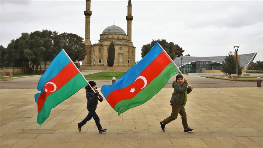 Azerbaycan’da şehit ailelerine destek için ‘Tek millet, tek yürek’ girişimi