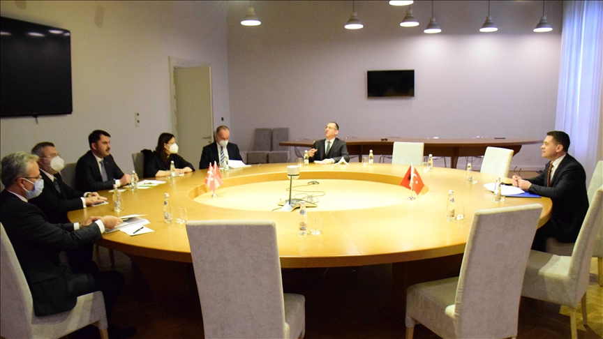 Türkiye Çevre ve Şehircilik Bakanı Kurum, Arnavutluk’a gitti