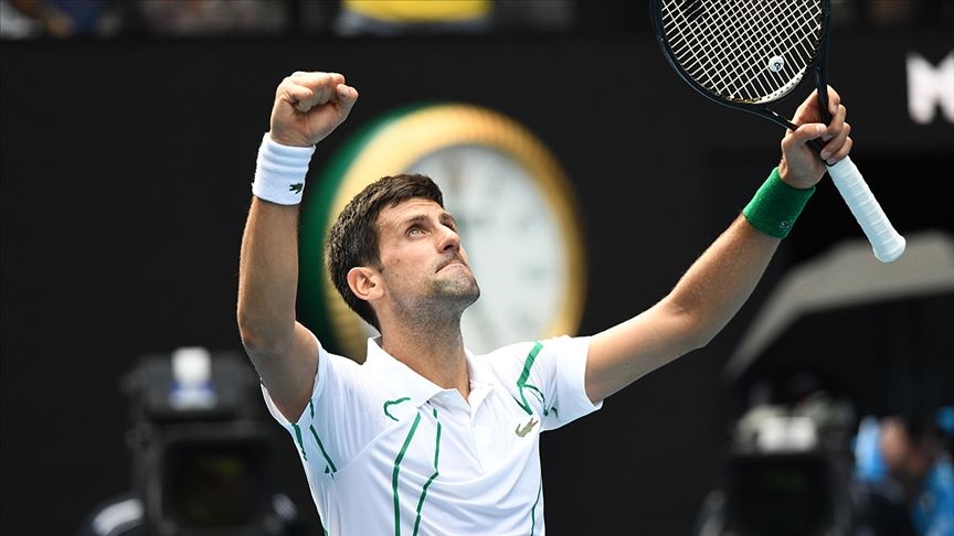 Sırp tenisçi Novak Djokovic zirvede 300 haftaya ulaştı