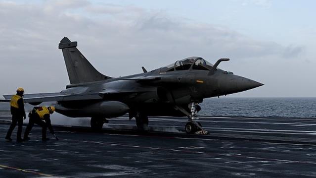 Yunanistan Fransa’dan 18 adet savaş uçağı satın alacak