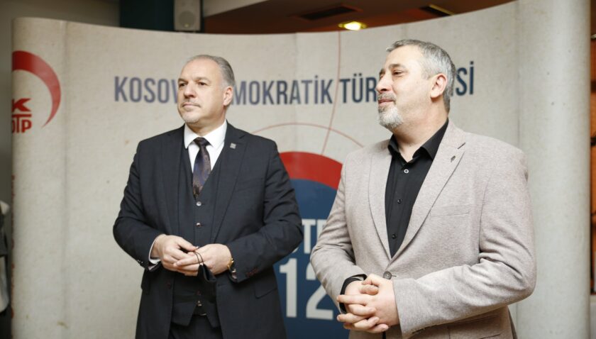 KDTP Genel Başkanı Damka, Prizren’de Türkçe eğitimde görevli öğretmenlerle bir araya geldi