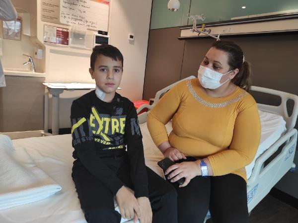 Bulgaristanlı 13 yaşındaki Angelov Türkiye’de sağlığına kavuştu