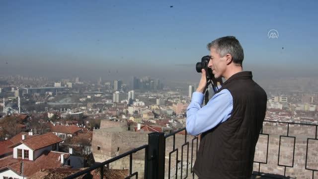 Kosova’nın Ankara Büyükelçisi, çalıştığı ülkeleri fotoğraf makinesiyle anlamaya çalışıyor