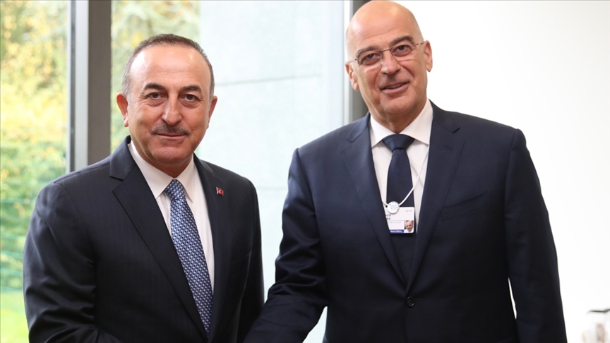 Yunan Dışişleri Bakanı Dendias ‘mevkidaşı ve arkadaşı’ Çavuşoğlu ile uygun atmosferde buluşmak istiyor