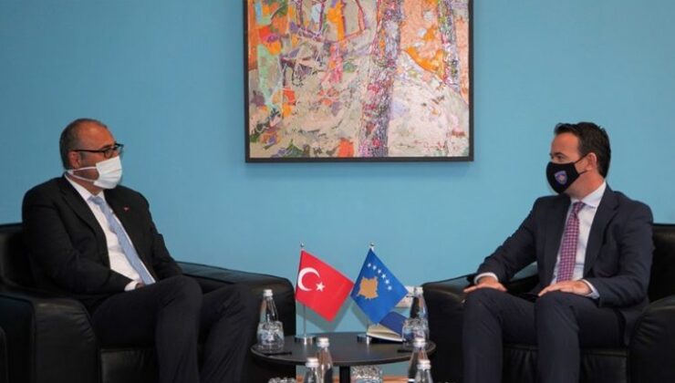 Priştine Büyükelçisi Sakar, Tarım Bakanı Peci ile görüştü
