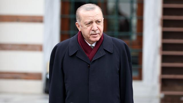 Cumhurbaşkanı Erdoğan: Dışişleri Bakanımız Dendias’ın tutumu karşısında haddini bildirdi