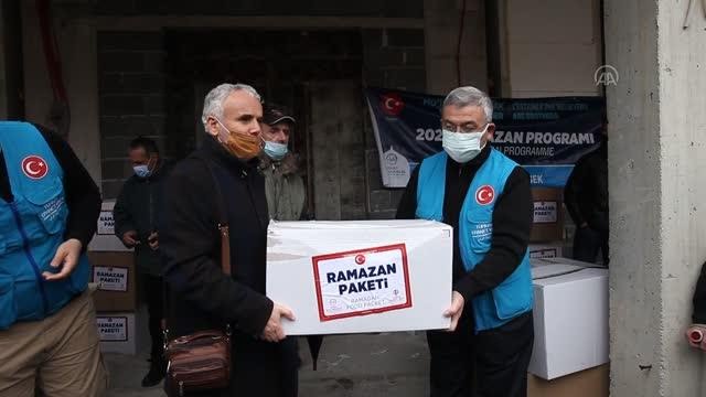Türkiye Diyanet Vakfı Bosna Hersek’te ihtiyaç sahibi ailelere gıda yardımı yaptı