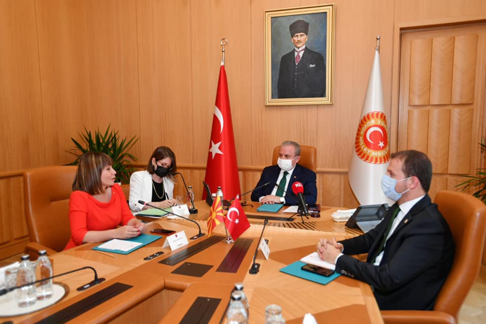 Eğitim Bakanı Carovska, Ankara’da temaslarda bulundu