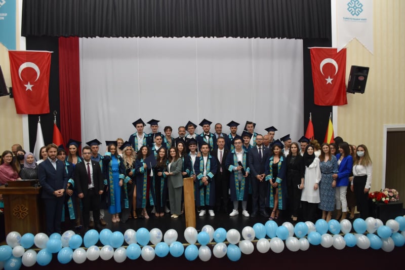 Kuzey Makedonya Maarif Okulları 3. dönem mezunlarını verdi