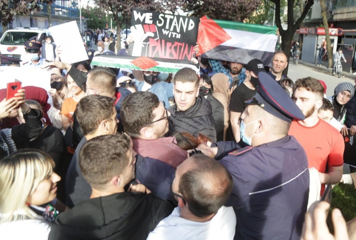Arnavutluk polisi Filistin’e destek gösterisine izin vermedi