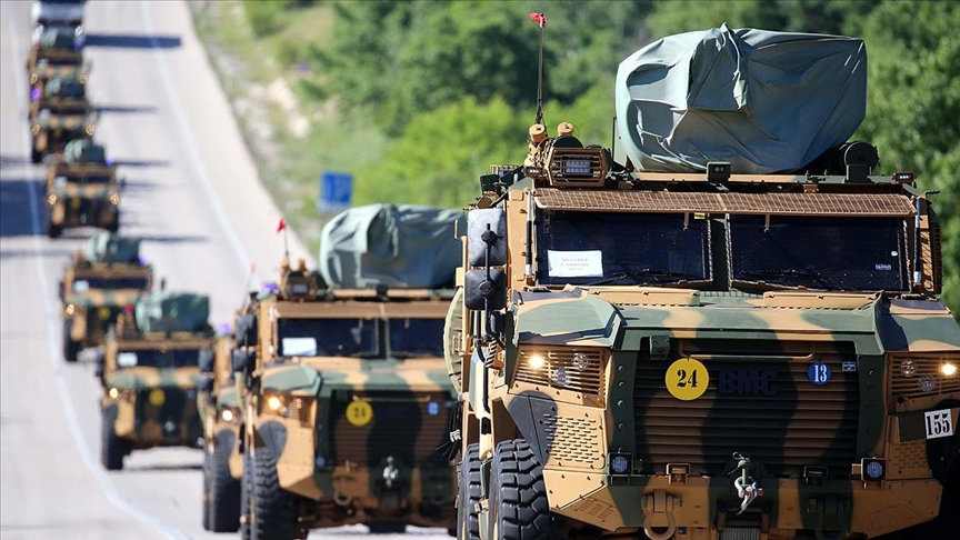 NATO tatbikatına katılmak üzere yola çıkan Mehmetçik Bulgaristan’a geçiş yaptı
