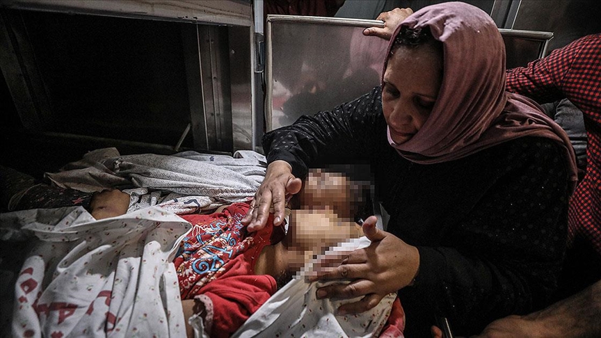 Filistin Sağlık Bakanlığı: İsrail saldırılarında 10’u çocuk 28 Filistinli şehit edildi