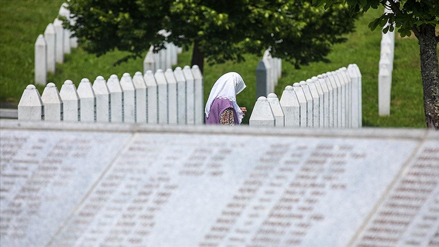 Srebrenitsa anneleri ‘Bosna Kasabı’ hakkındaki nihai kararı bekliyor