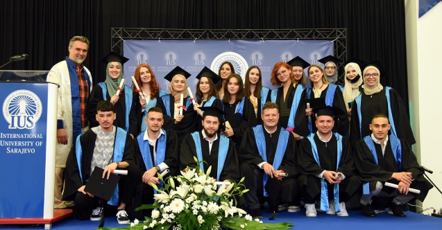 Uluslararası Saraybosna Üniversitesi 13. dönem mezunlarını uğurladı
