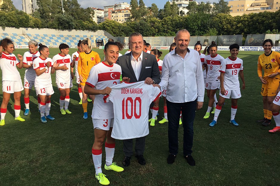 Türkiye A Milli Kadın Futbol Takımı, Arnavutluk’u 4 golle geçti