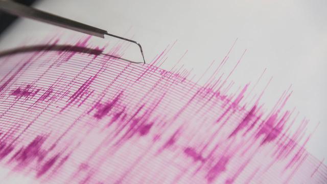 Yunanistan-K.Makedonya sınırında 3.8 büyüklüğünde yeni deprem