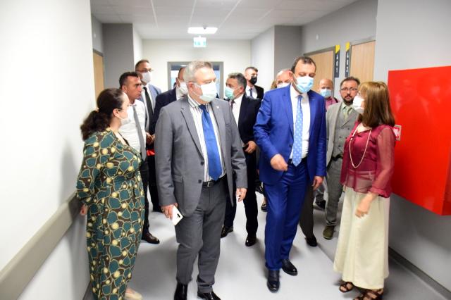 Sağlık Bakanlığı heyeti, Arnavutluk’taki Türkiye-Arnavutluk Dostluk Hastanesi’ni ziyaret etti