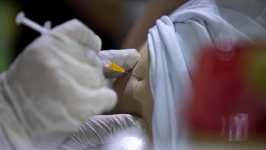 Dünya genelinde 3 milyar 416 milyon dozdan fazla Kovid-19 aşısı yapıldı