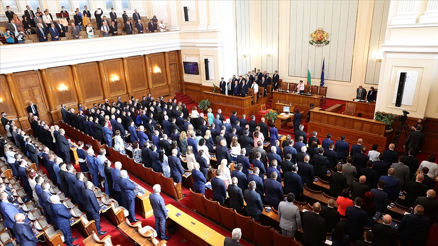 Bulgaristan’ın yeni parlamentosu ilk oturumunu yaptı