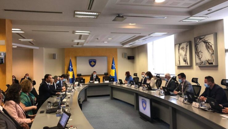 Kosova Hükümeti yeni kısıtlayıcı tedbirleri getirdi