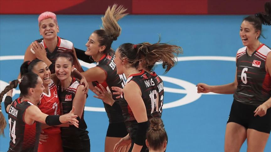 Balkanlarda düzenlenecek Avrupa Şampiyonası’nda mücadele edecek Türkiye Kadın Milli Voleybol Takımı’nın kadrosu açıklandı
