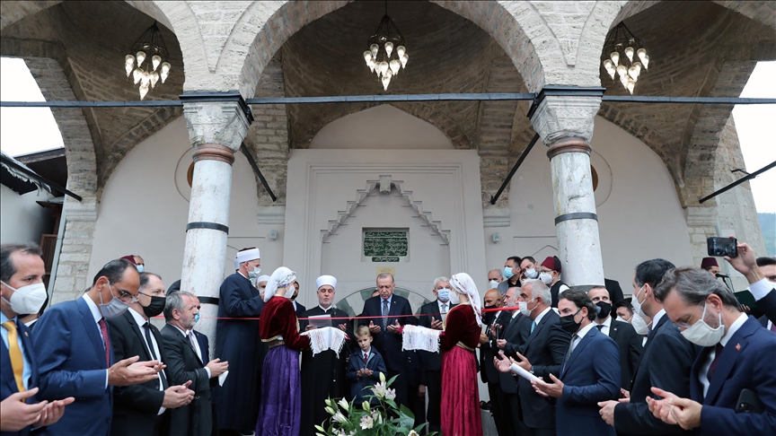Saraybosna’daki Başçarşı Camisi, Cumhurbaşkanı Erdoğan’ın katıldığı törenle yeniden ibadete açıldı