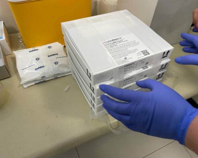 K. Makedonya’ya bugün 110 bin Pfizer aşısı ulaşacak