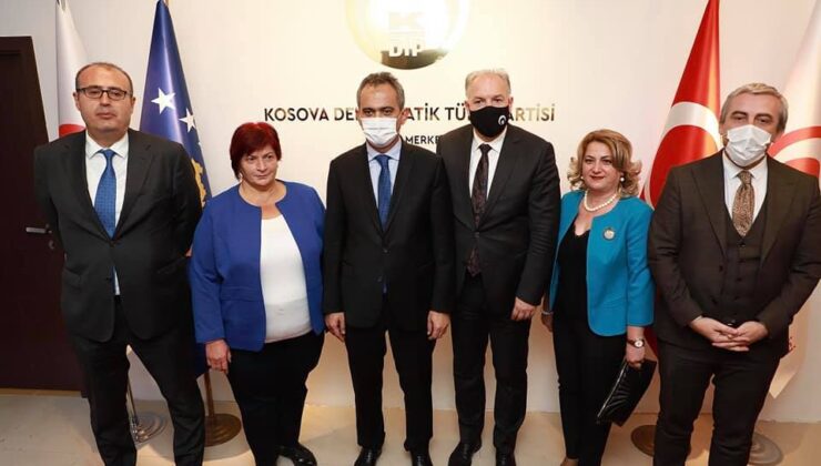 Türkiye Milli Eğitim Bakanı Özer, Prizren’de KDTP genel merkezini ziyaret etti