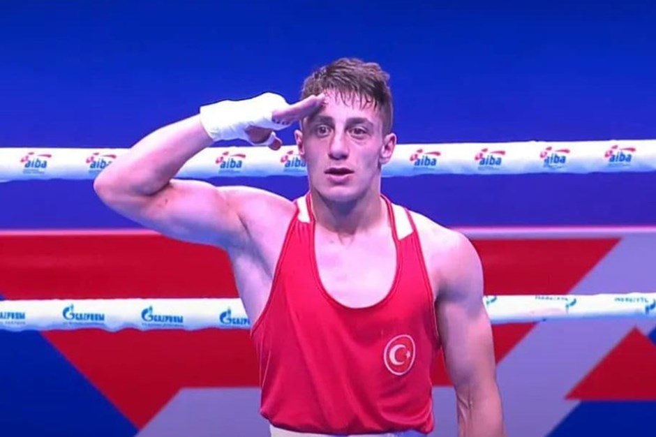 Türk boksör Özmen Belgrad’da son 16 turunda