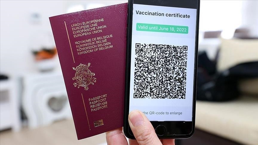 Bulgaristan’da antijen test sonucu pozitif çıkan kişilere de yeşil sertifika verilecek